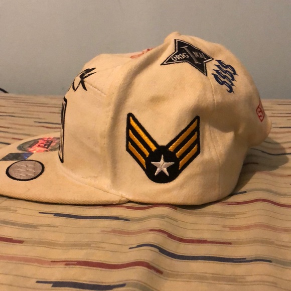 It’s a paid in for rust headwear hat - Picture 4 of 4